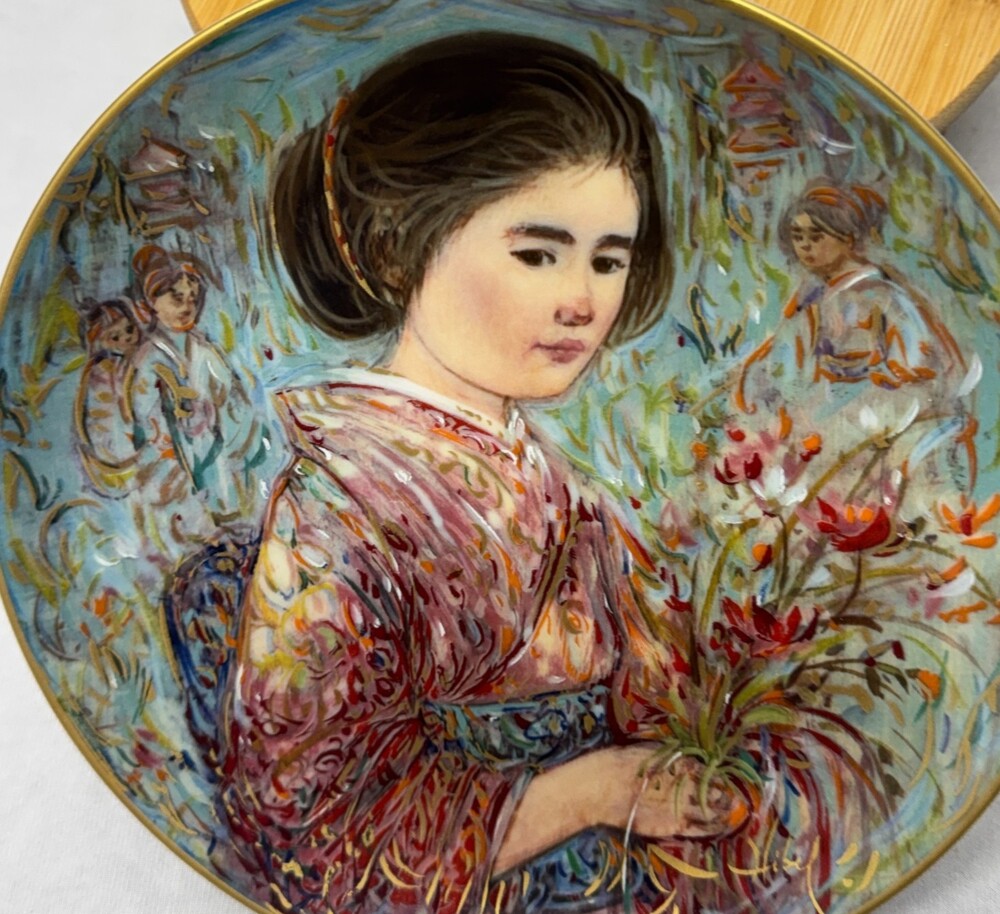 Edna Hibel O’Hana Collector Plate World I Love Series Japanese Woman Ltd Ed 5466